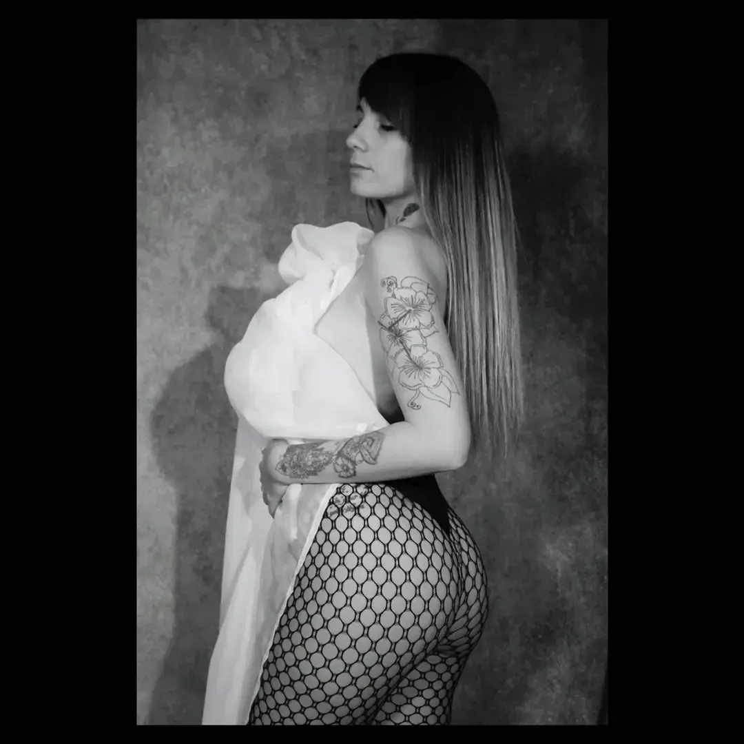 Leak & nude 5 — Miss_line