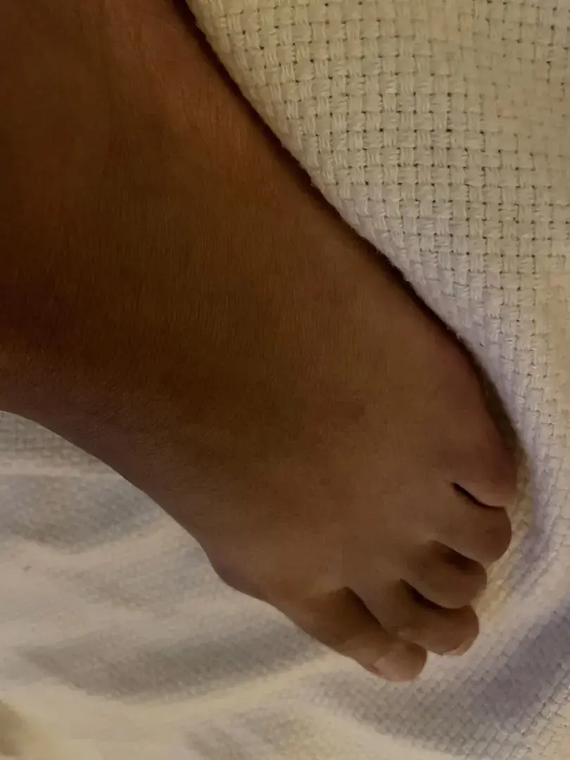 Leak & nude 1 — Footnatural