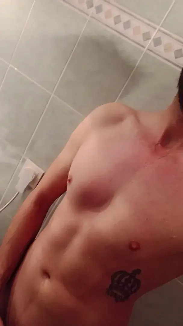 Leak & nude 3 — Legaragiste