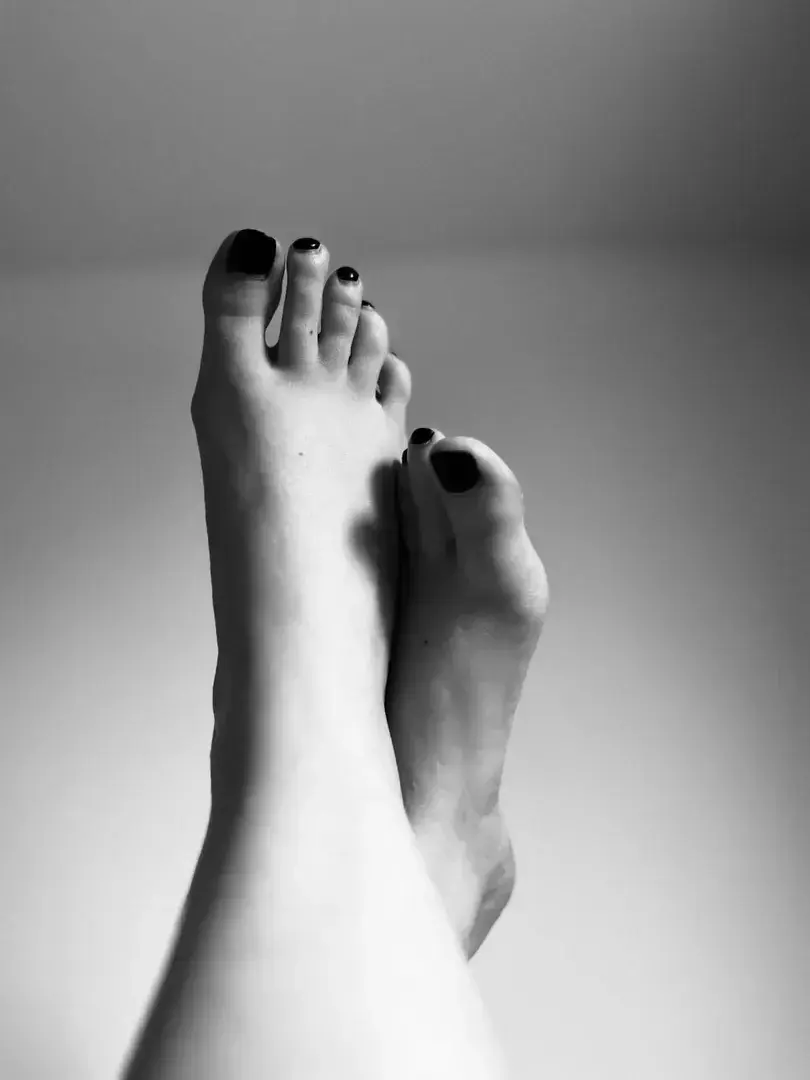 Leak & nude 2 — Foxyfrenchfeet