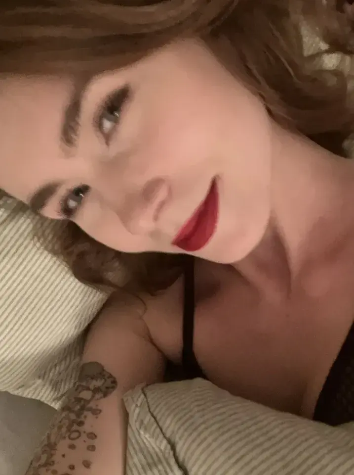 J’ai préparé un petit secret rien que pour toi.✨Code gratuit pour venir me parler : JUJUX✨🍑Réabo -49% code : HOT49🍑🟢Abo sans code = 1 photo offertes🟢