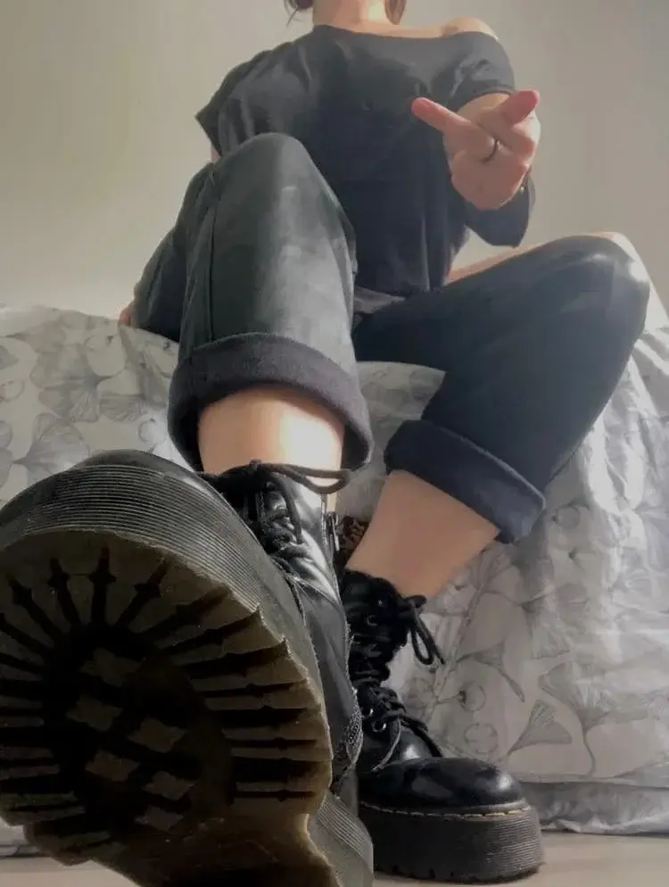 Prépare toi#moneyslave #findom #domina #feet #paypig