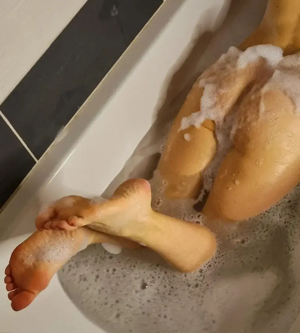 Leak & nude 1 — Lola_queenfeet