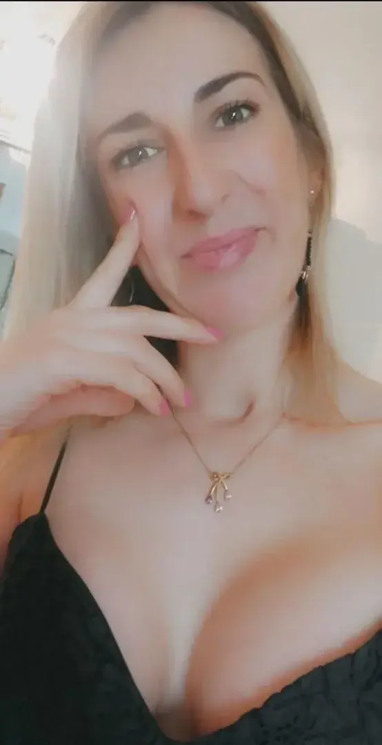 Je vous attend.... qui est là... ?