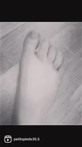 Tu veux plus de photos ou de vidéos de mes petits pieds ? Tu sais quoi faire 😃😃