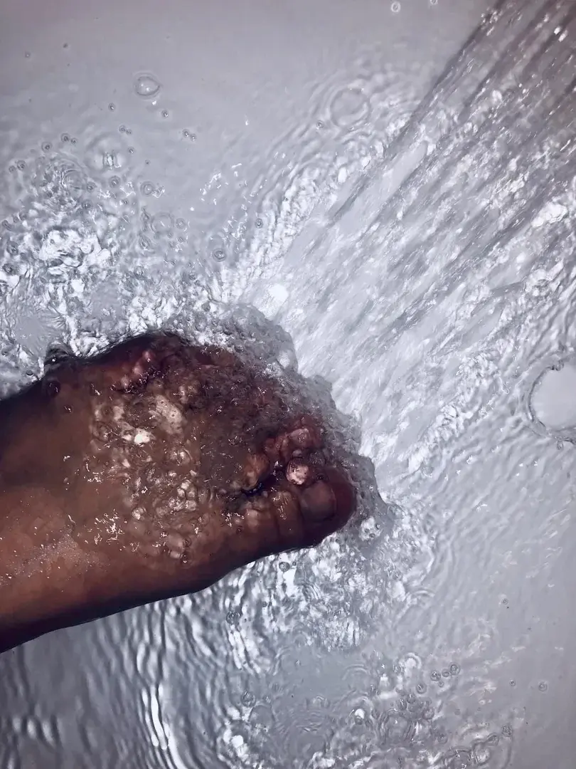 Petitspiedsdefemmes - Photo exclusive MYM 2 | French Modèles