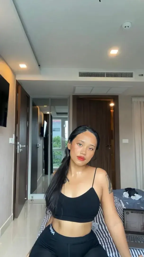 Leak & nude 2 — Amarabeauty
