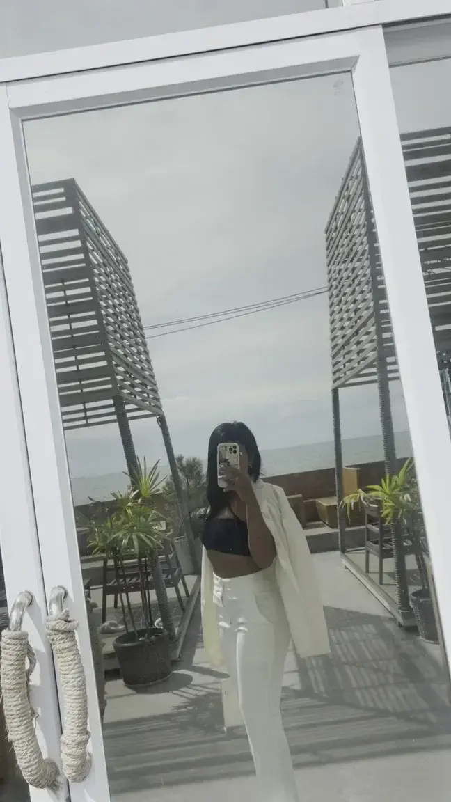 Leak & nude 4 — Amarabeauty