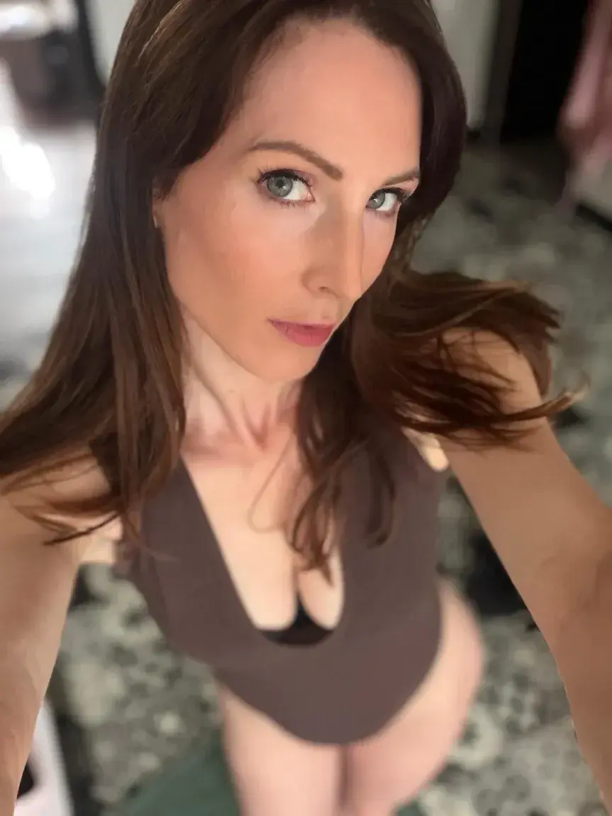 Abo GRATUIT code HOT✨ SNAP : demande le en arrivant ! 🥵Abo -49 % code ALICE50 + 2 vidéos🔞Abo 6 mois = mon Snap privé pour se chauffer illimité ! 👻