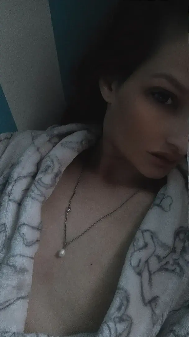 Leak & nude MYM — Hot_couple_lui_moi : « média » (MYM)