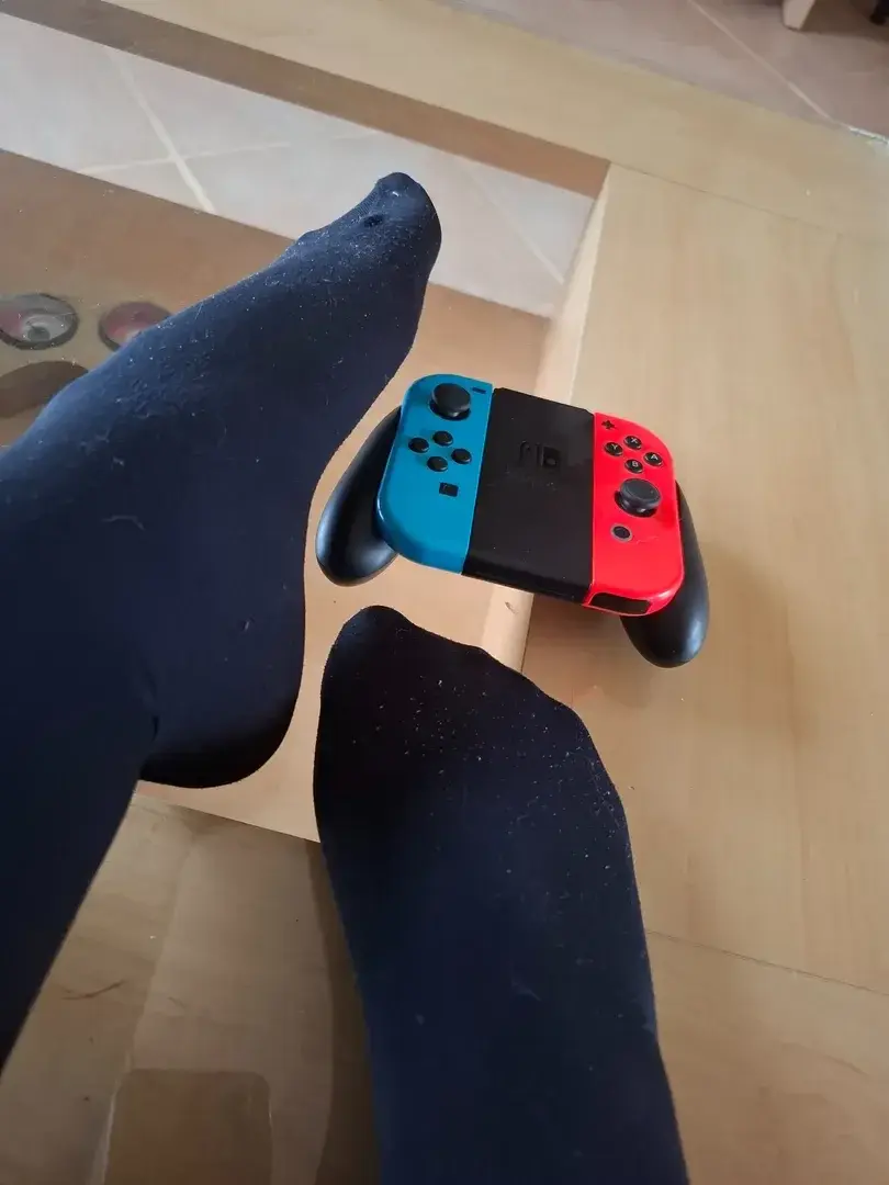 Leak & nude 4 — Sweetyfeet2
