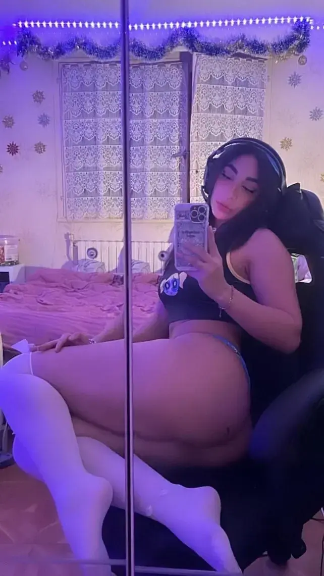 T’aimerais une petite soirée gaming avec moi?😋😏