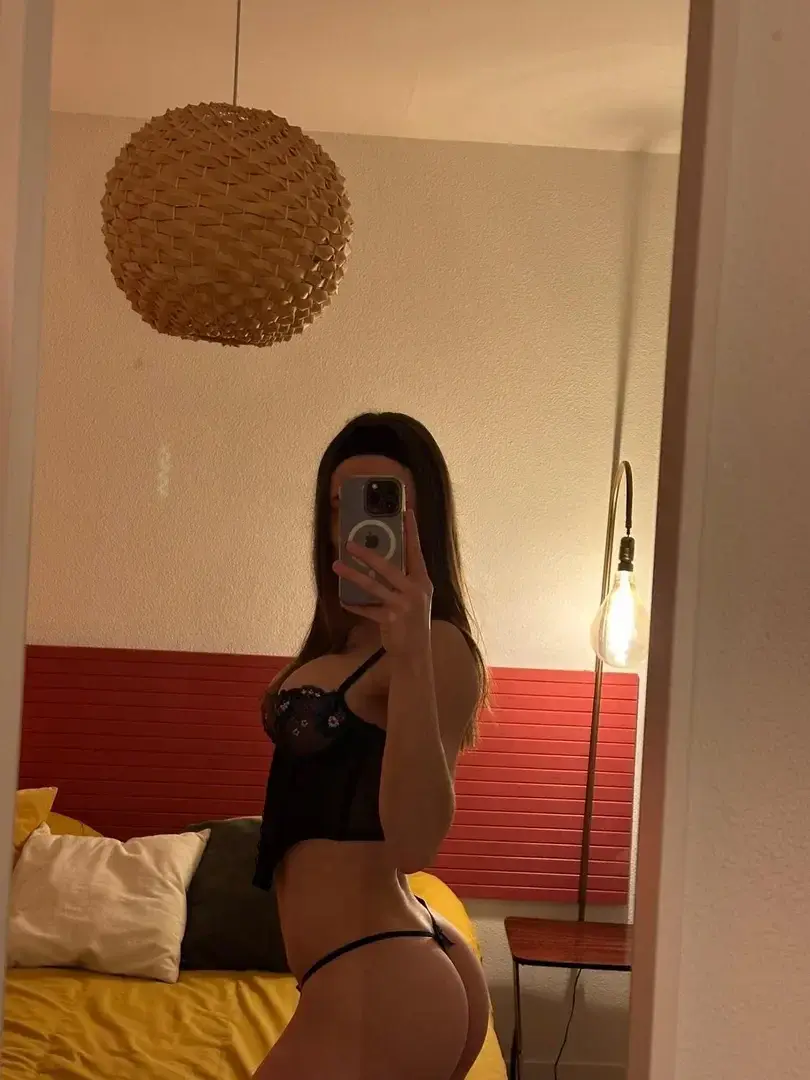 Tiny_maash - Photo exclusive MYM 3 | French Modèles