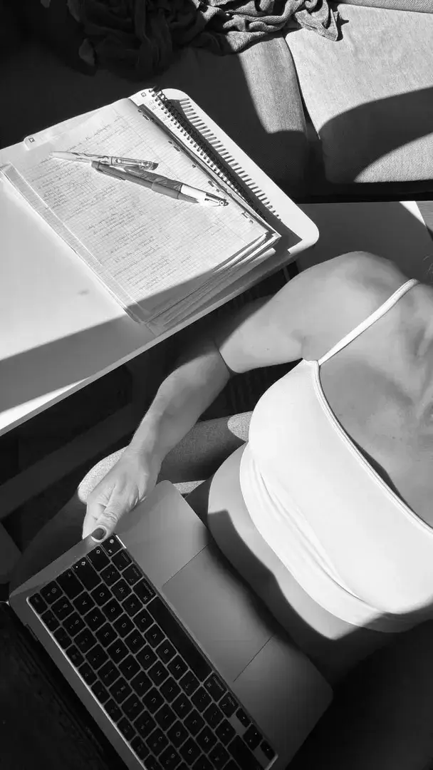 Leak & nude 4 — Fit-fun