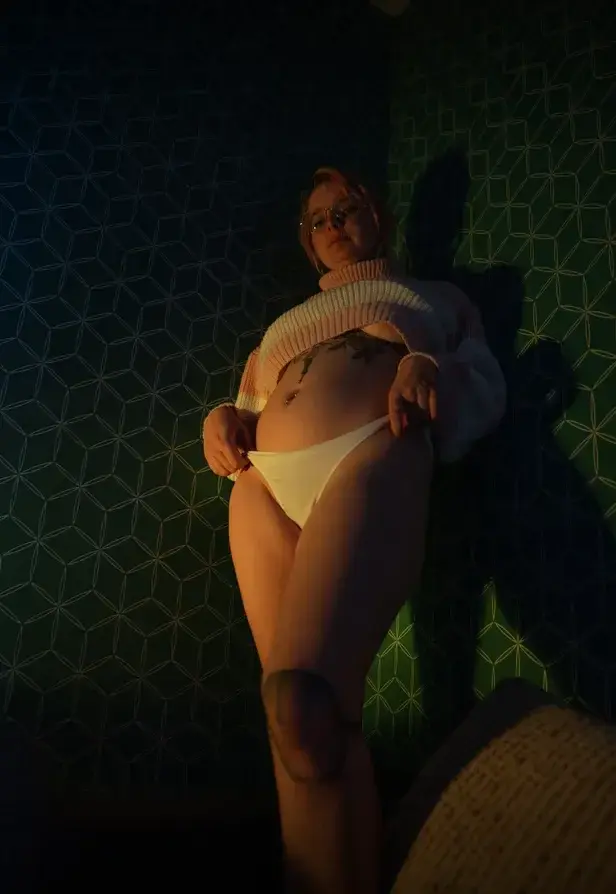 Leak & nude 15 — Laska_le_roomba