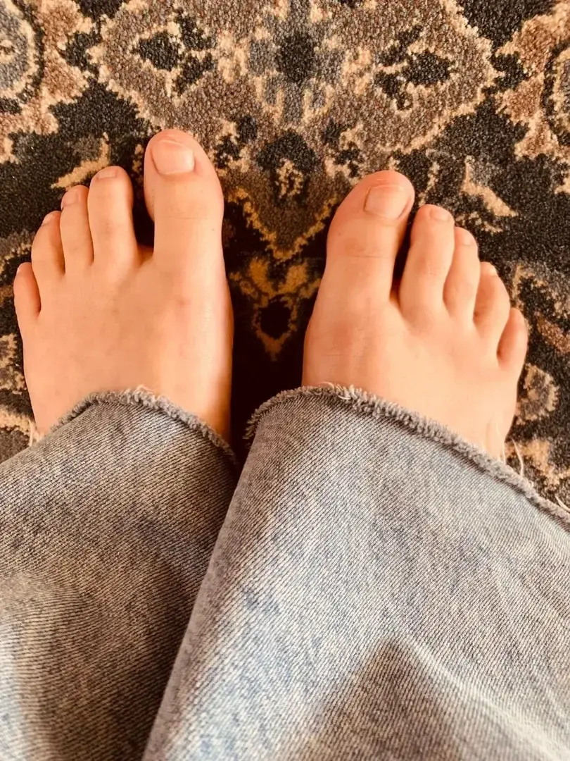 Leak & nude 1 — Piedsexy63