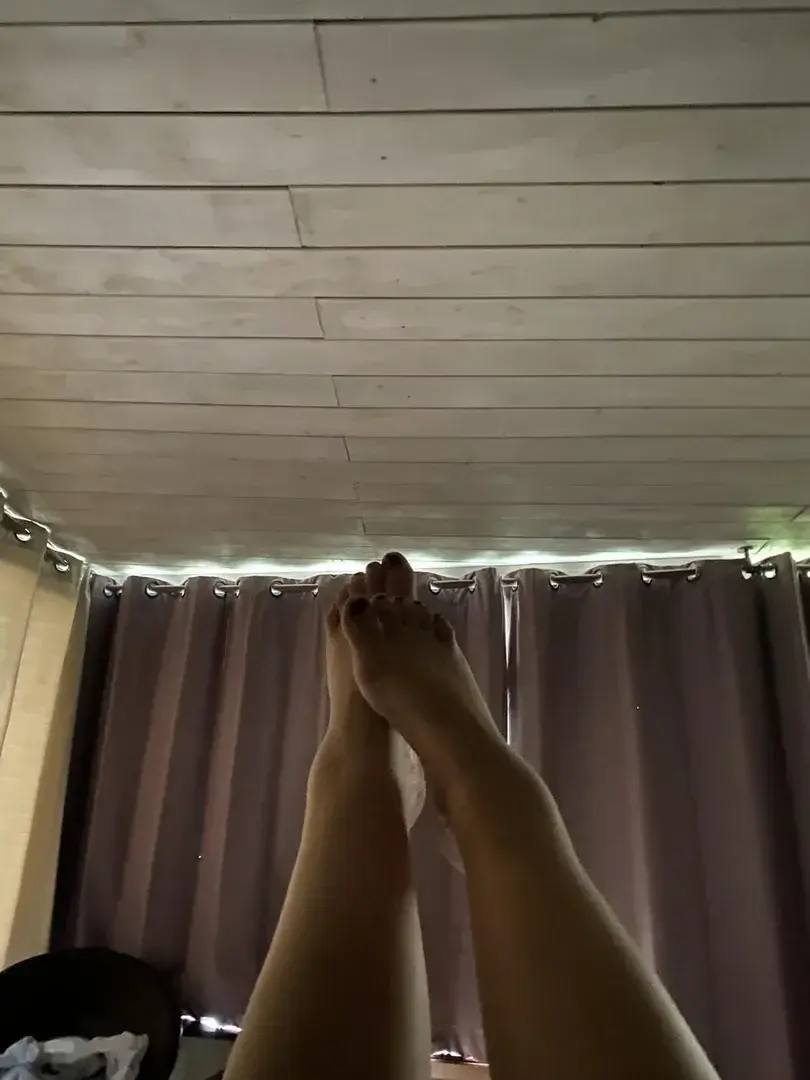 Photo de couverture de Sweetfeetvoluptuous