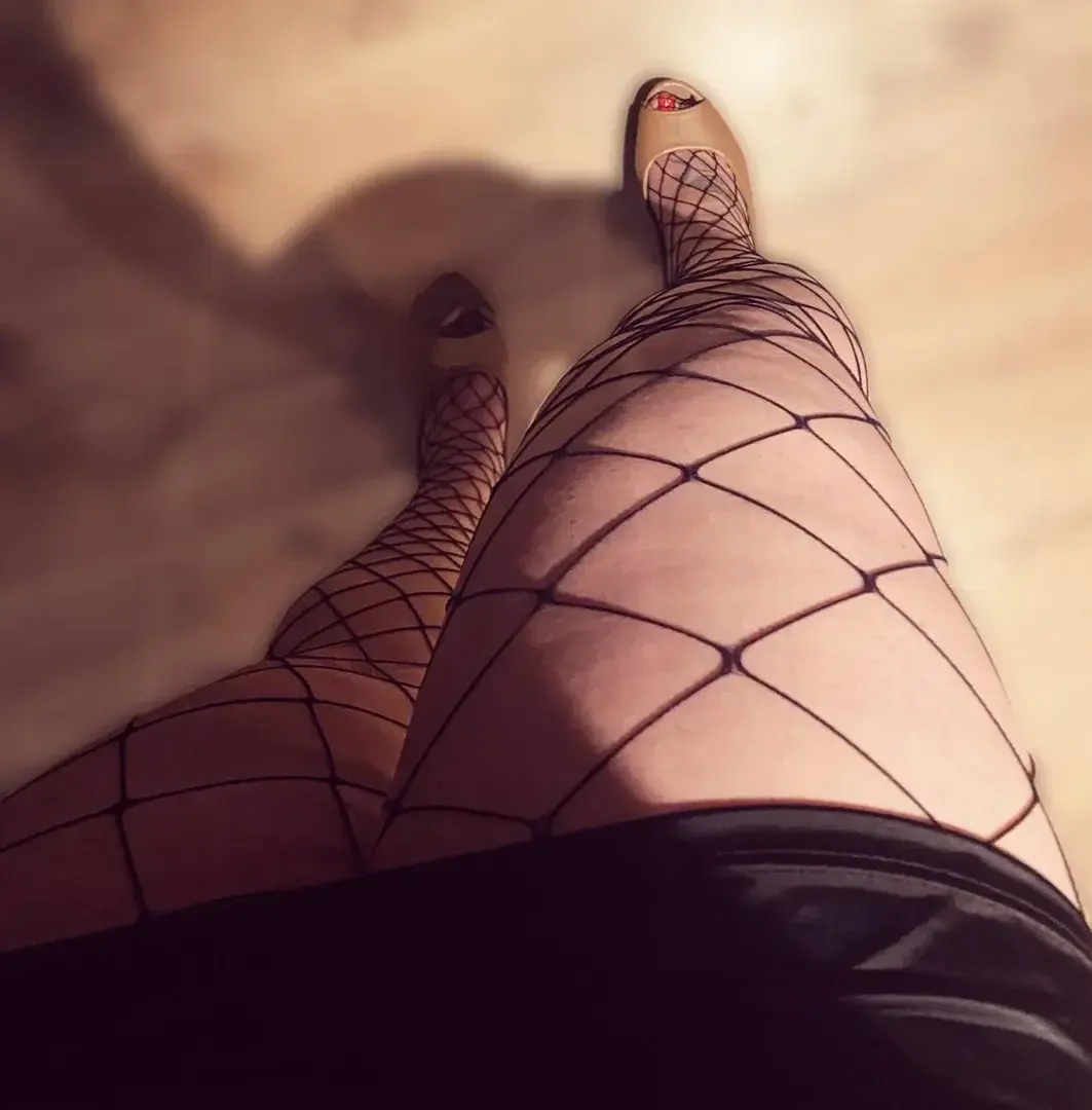 Écoute moi bien 😌En exclu cette semaine -90% sur mon abonnement avec le bon SEXY90 😻😘