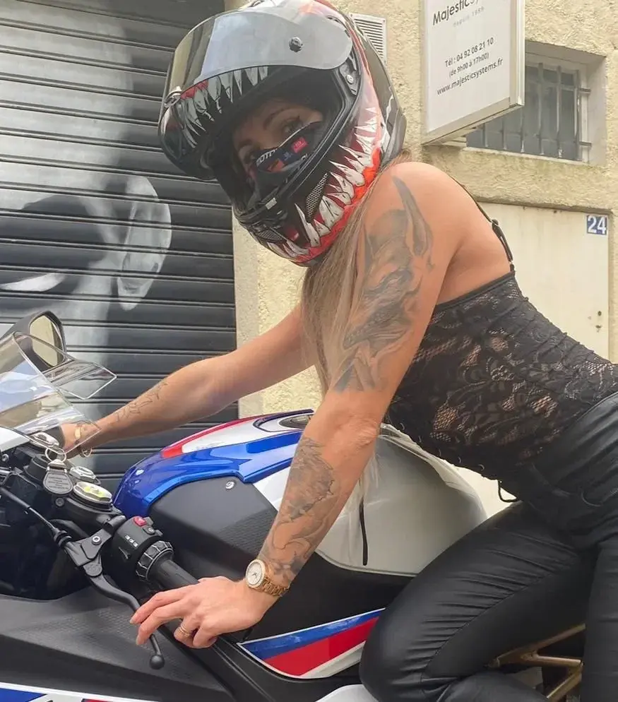 Avatar de Zoe-biker-french