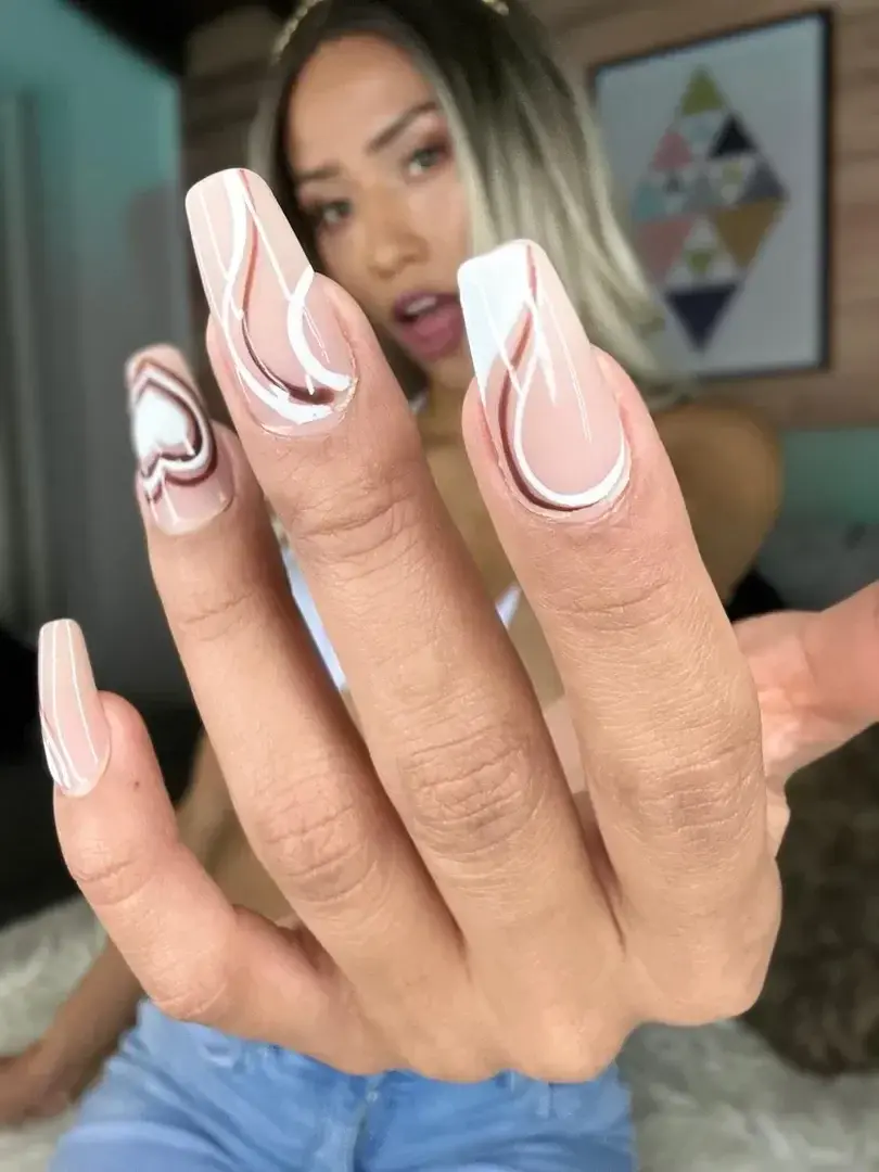 Hey bb do you like my cute manicure 💅🏼🥹 for my nails lovers 😚
