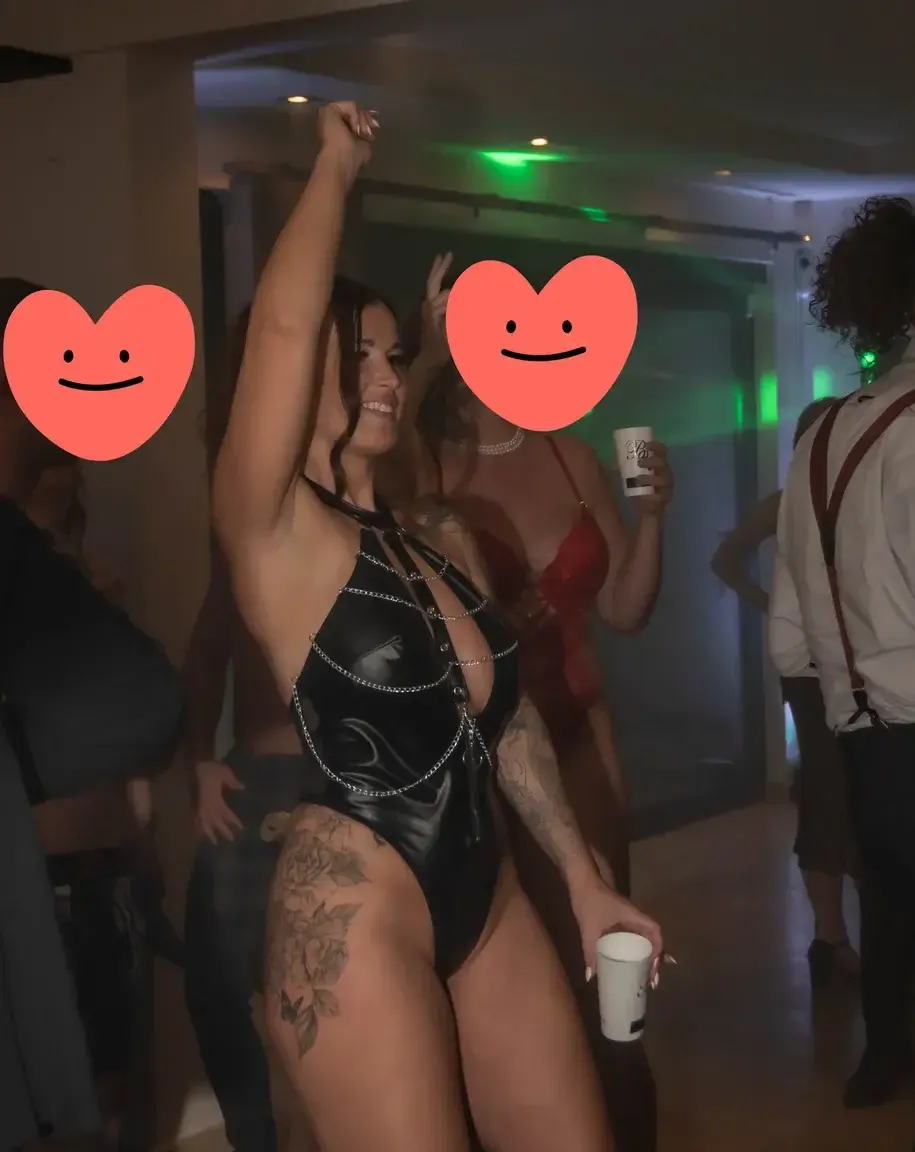 Leak & nude MYM — anna_roxx_ : « média » (MYM)