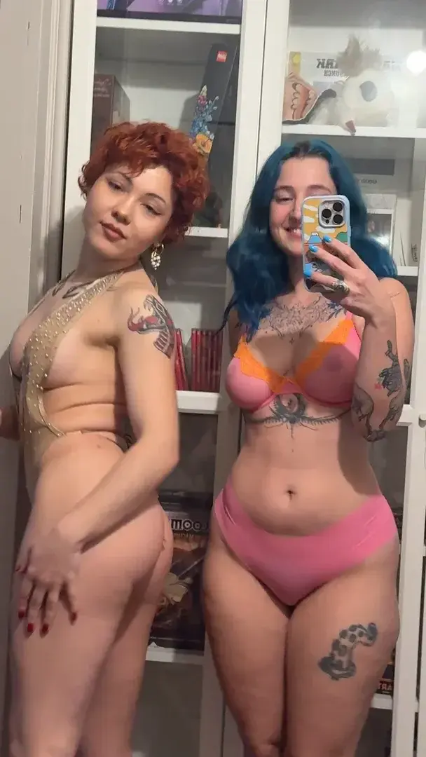 On est trop belle avec Krisss 😎Viens découvrir mes vidéos avec le code KHALAFEV ou CHLOE25  💥