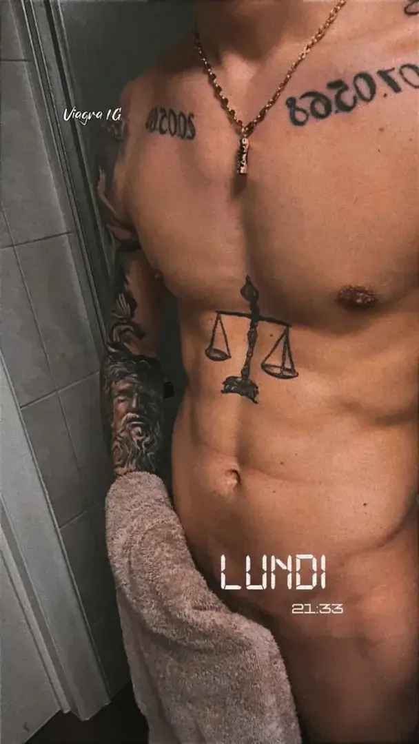 Leak & nude 4 — Monsieur_j