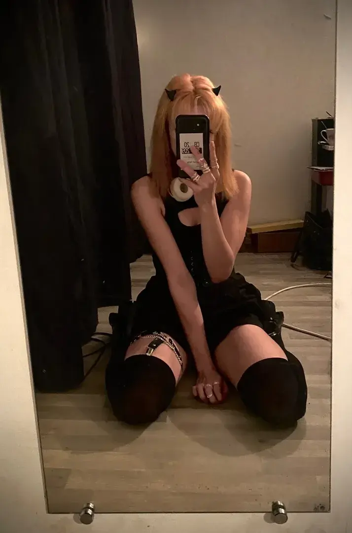 Leak & nude 2 — Maeveeh
