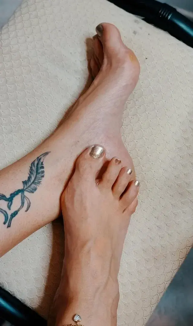 Leak & nude 2 — Reem_feet