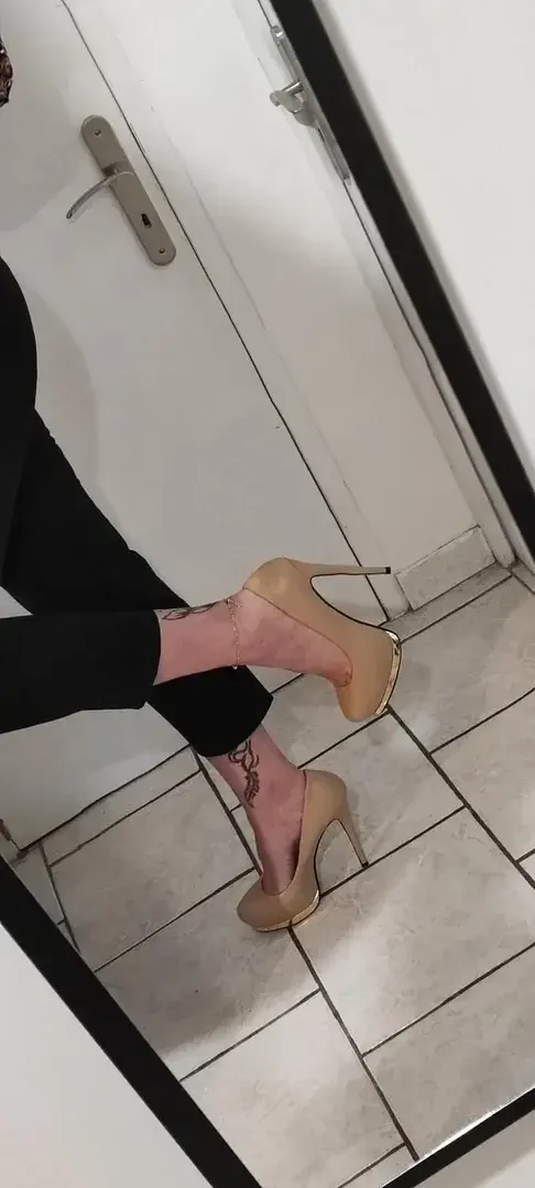 Leak & nude 7 — Reem_feet