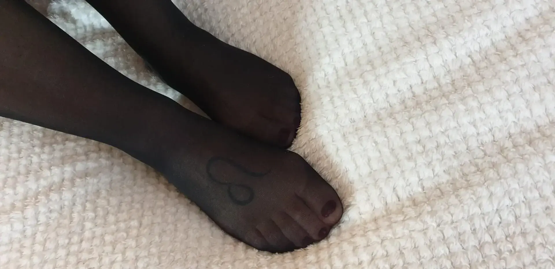 Leak & nude 4 — Sexypied7