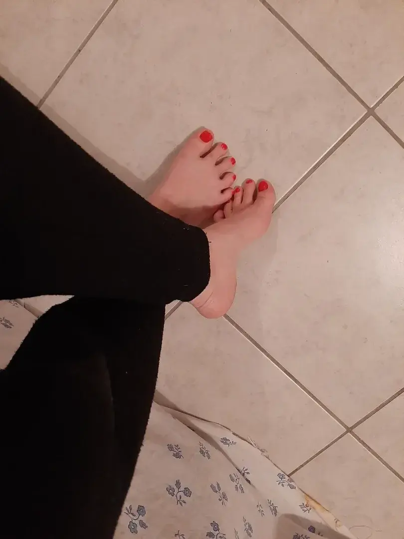 Leak & nude 2 — Feetlovers_69_