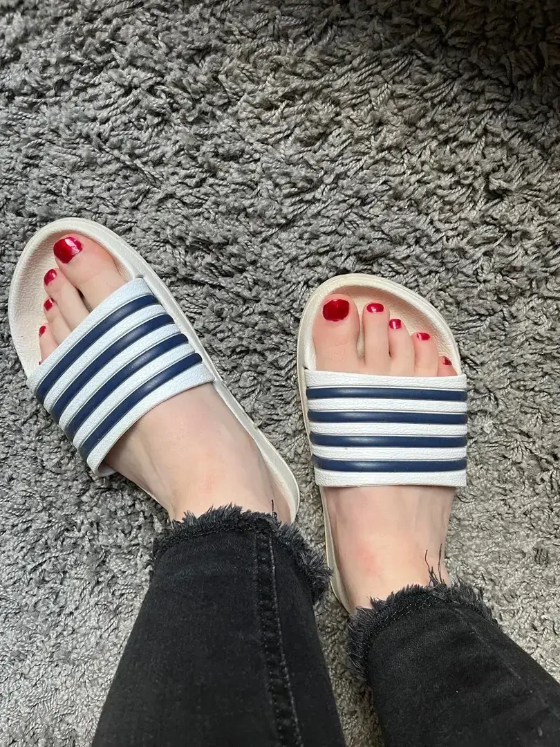 Leak & nude 1 — liliafeet