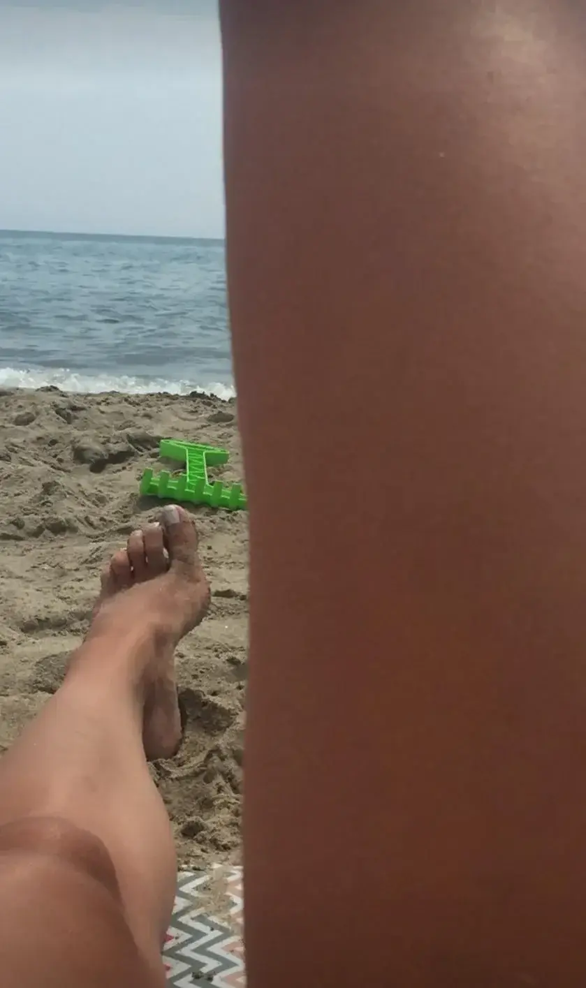 Leak & nude 3 — Barbiegirl_pieds