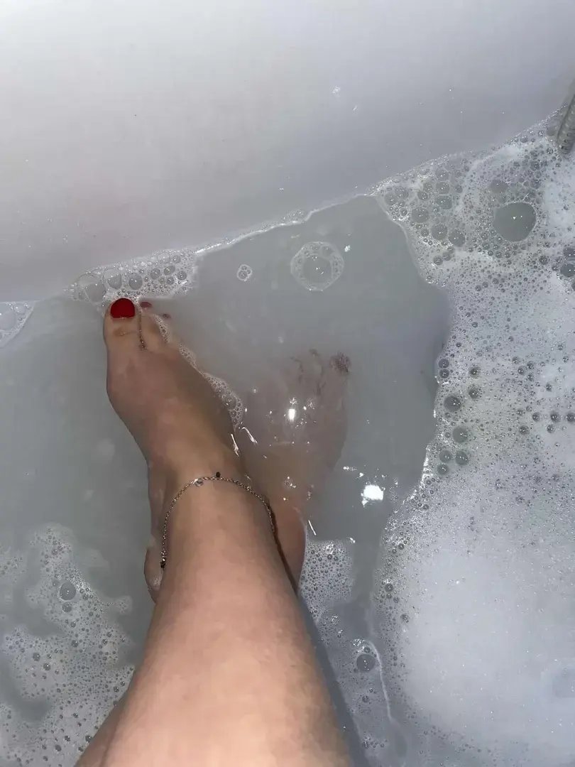 Leak & nude 2 — Chiara_feets_