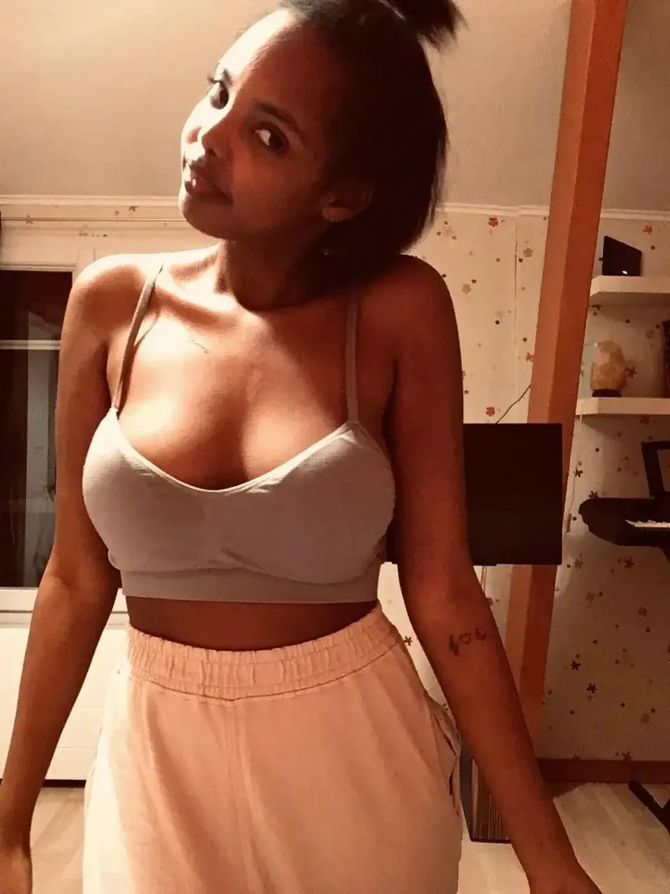Leak & nude 8 — Baddie_girl