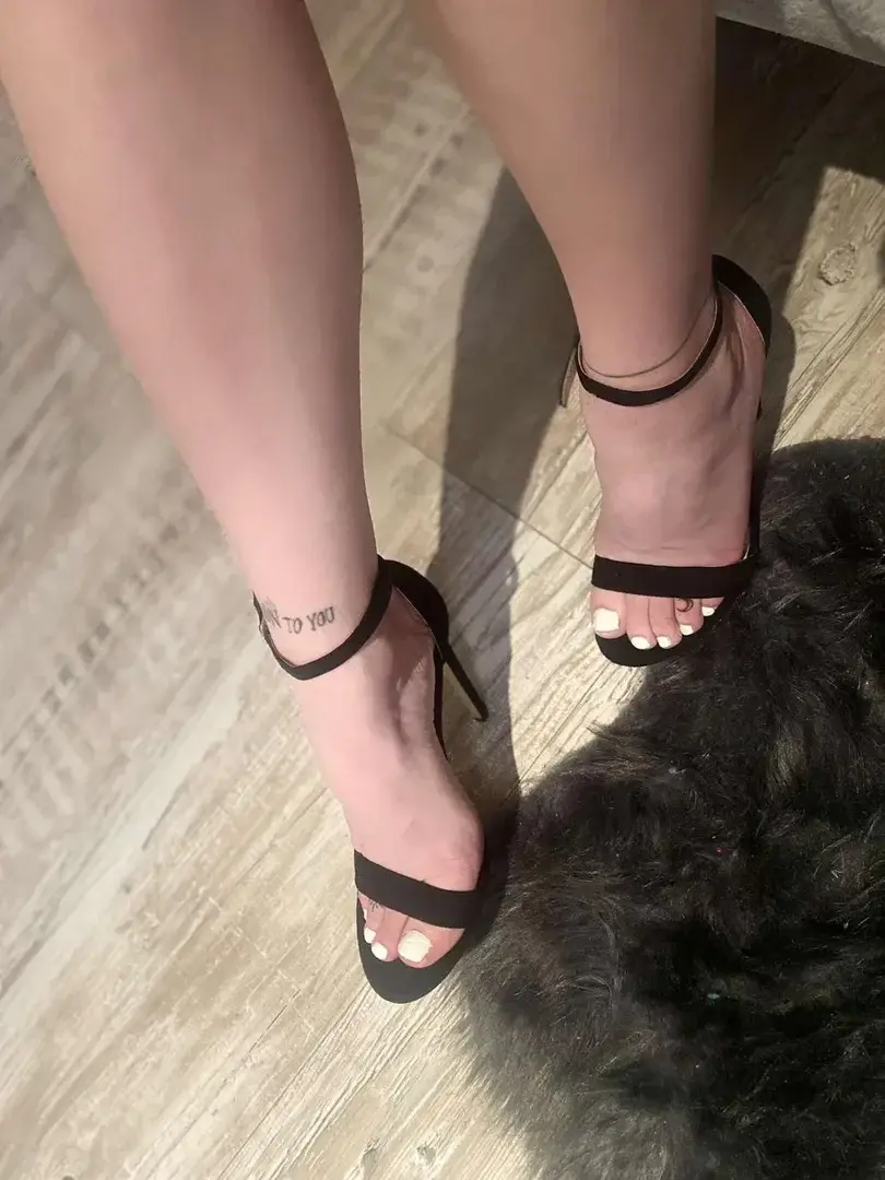 Leak & nude 2 — _shinyfeet_