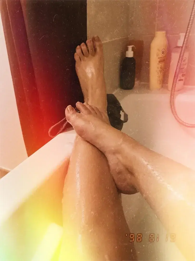 Leak & nude 1 — Smallfootdino