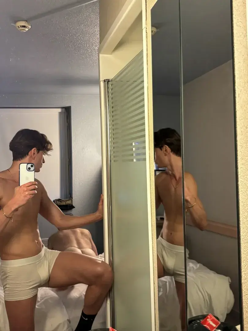 Leak & nude 4 — Kevindelbrotto