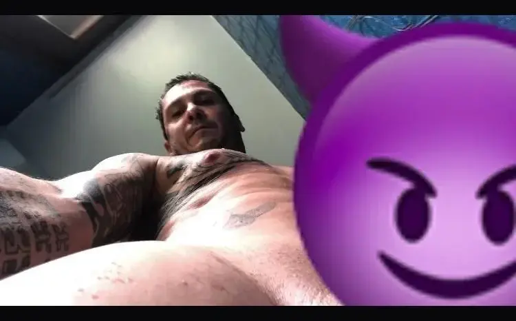 Leak & nude 4 — Inkfenua