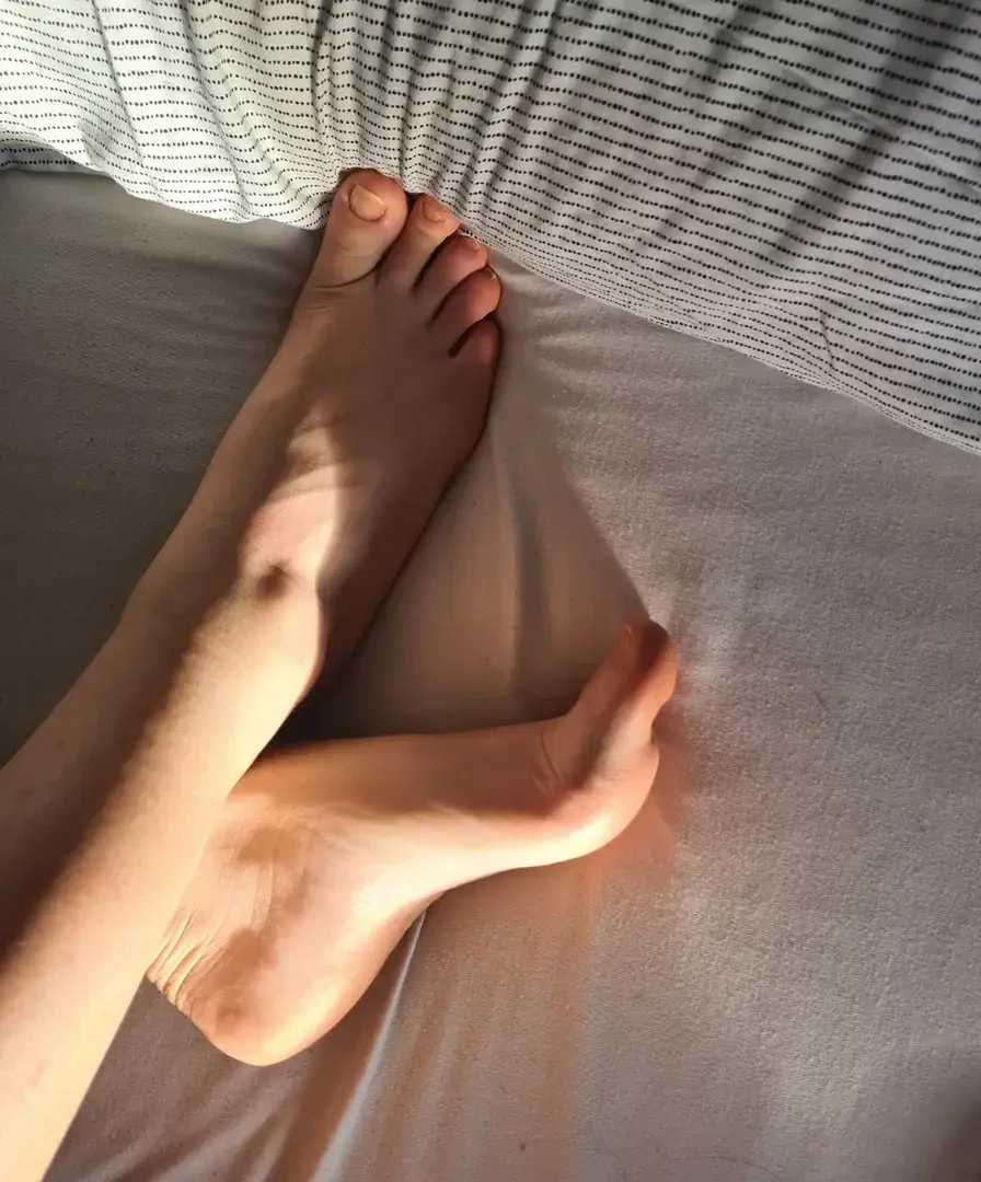 Leak & nude 1 — Frenchiefeet11