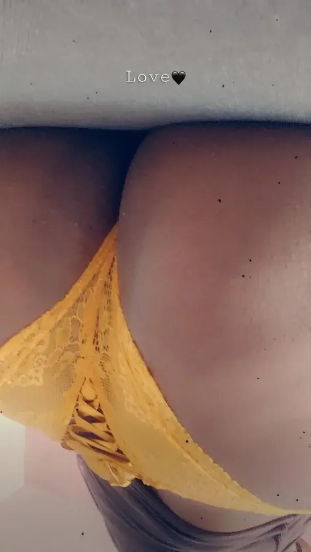 Leak & nude 2 — Tesdesire21