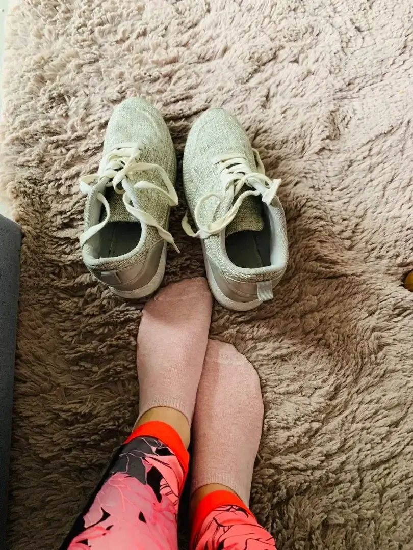 Leak & nude 1 — Little_girl_feet