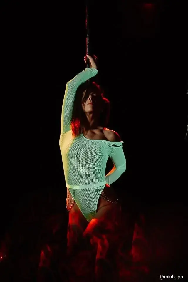 Leak & nude 3 — Deliciosa