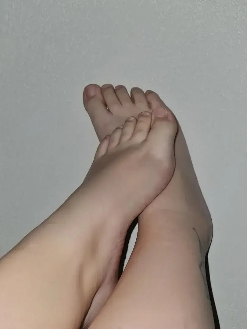 Leak & nude 3 — Bordelaise_mym_pieds