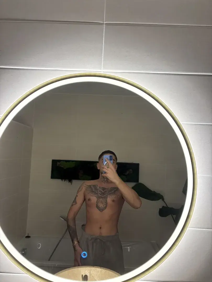 Leak & nude 2 — Maxtop