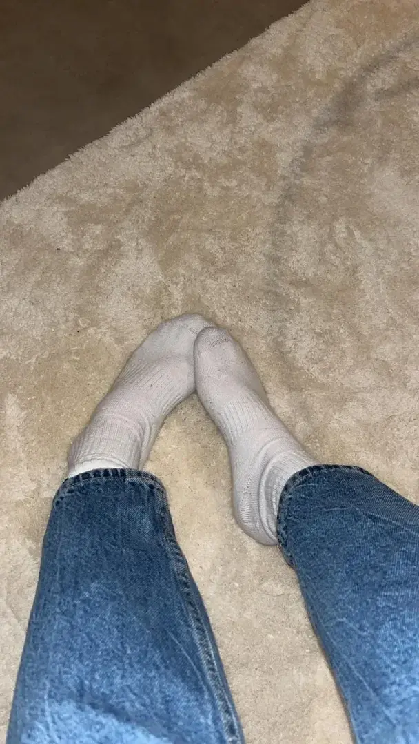 Leak & nude 2 — Foot_pied_