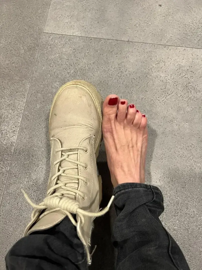 Leak & nude 4 — Angiesexyfeet