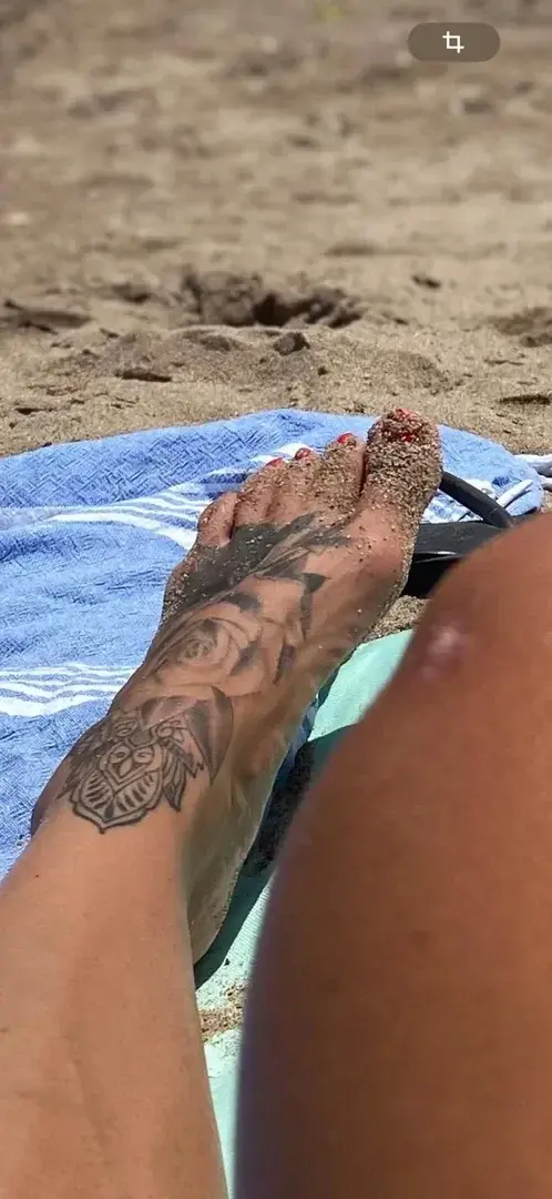 Leak & nude 1 — Lovefeetpassion