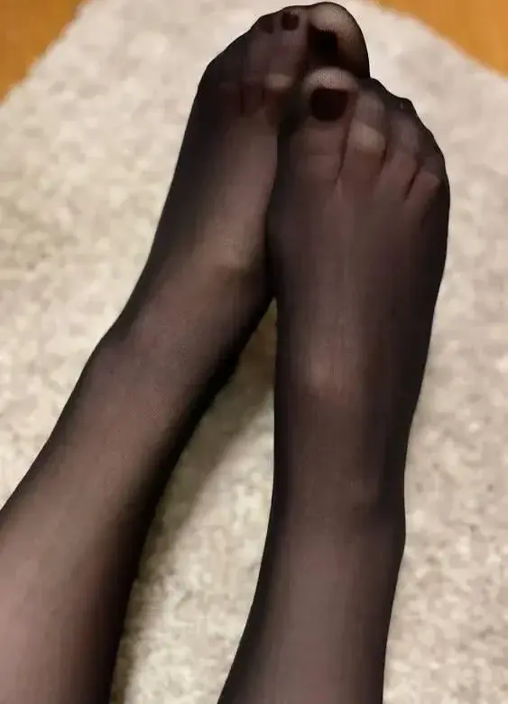 Photo de couverture de Feet_pieds_